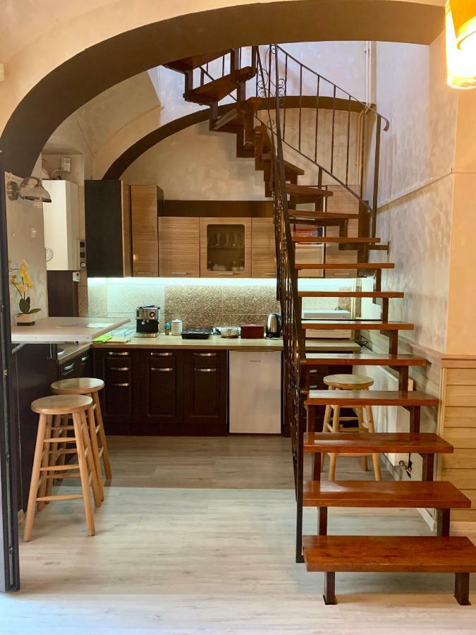 Eroilor Apartment *