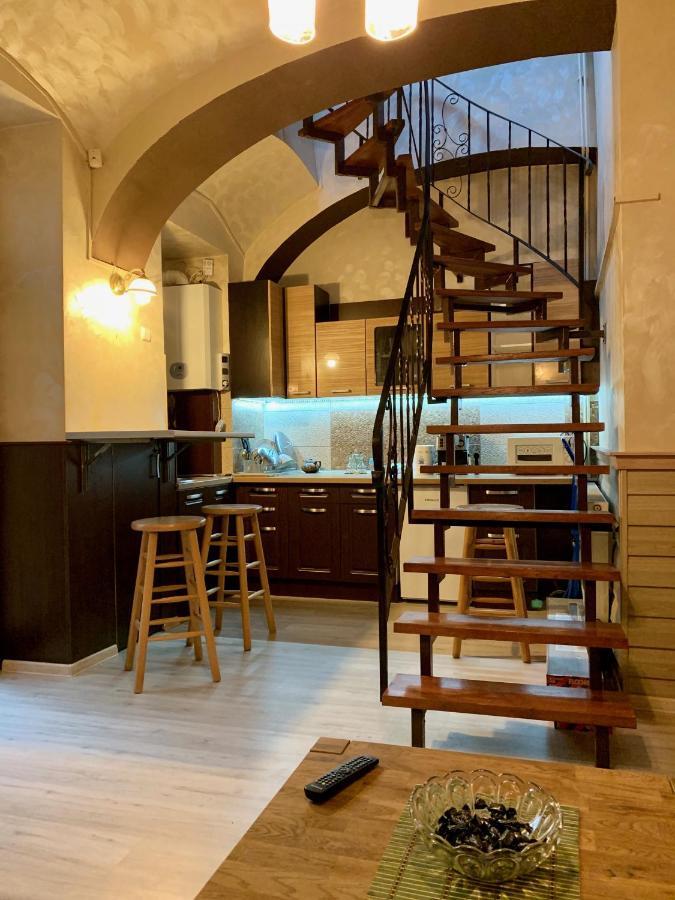 Eroilor Apartment *